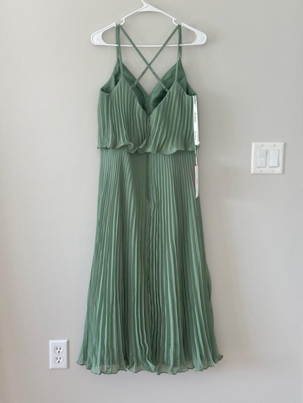 JJ's House A-line Pleated Chiffon Dress - Picture 8 of 10